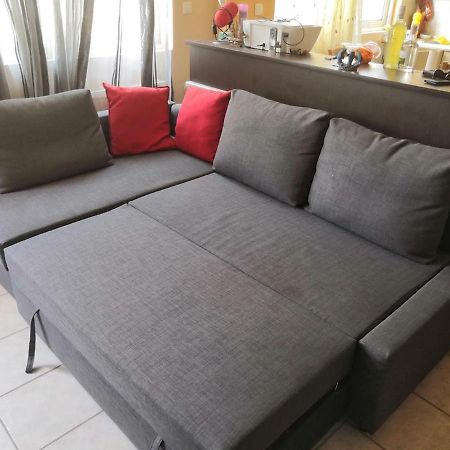Beautiful And Cozy Appartment In Dafnh, Athens Ngoại thất bức ảnh