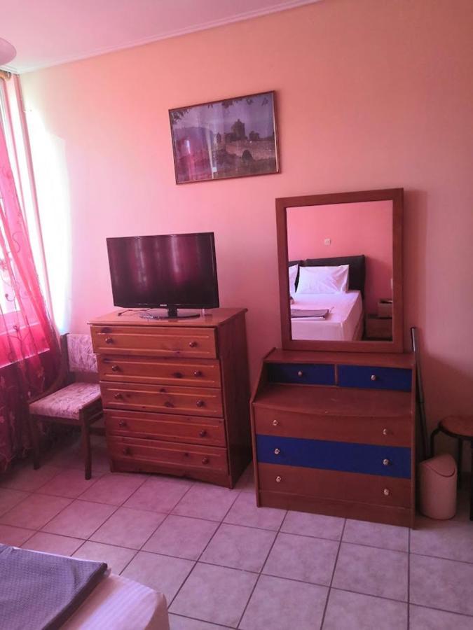 Beautiful And Cozy Appartment In Dafnh, Athens Ngoại thất bức ảnh